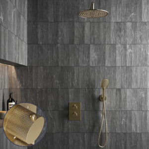 Saniclear Brass Curved inbouw regendouche met 30cm hoofddouche, muurarm en 2 standen handdouche geborsteld messing - mat goud - Loodgieter in hengelo