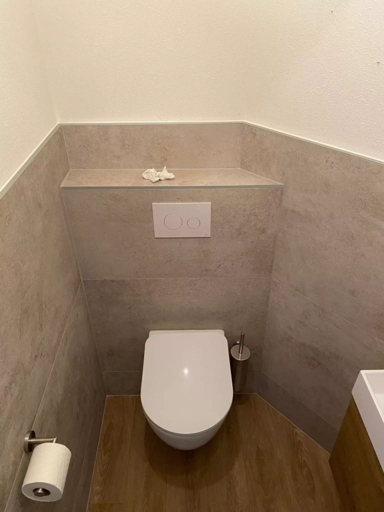 Modern toilet renovatie Enschede